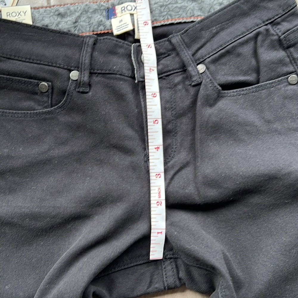 🎁4/$25 - ROXY Suntrippers black skinny jeans - 28W - NEW ☀️ - Picture 8 of 11